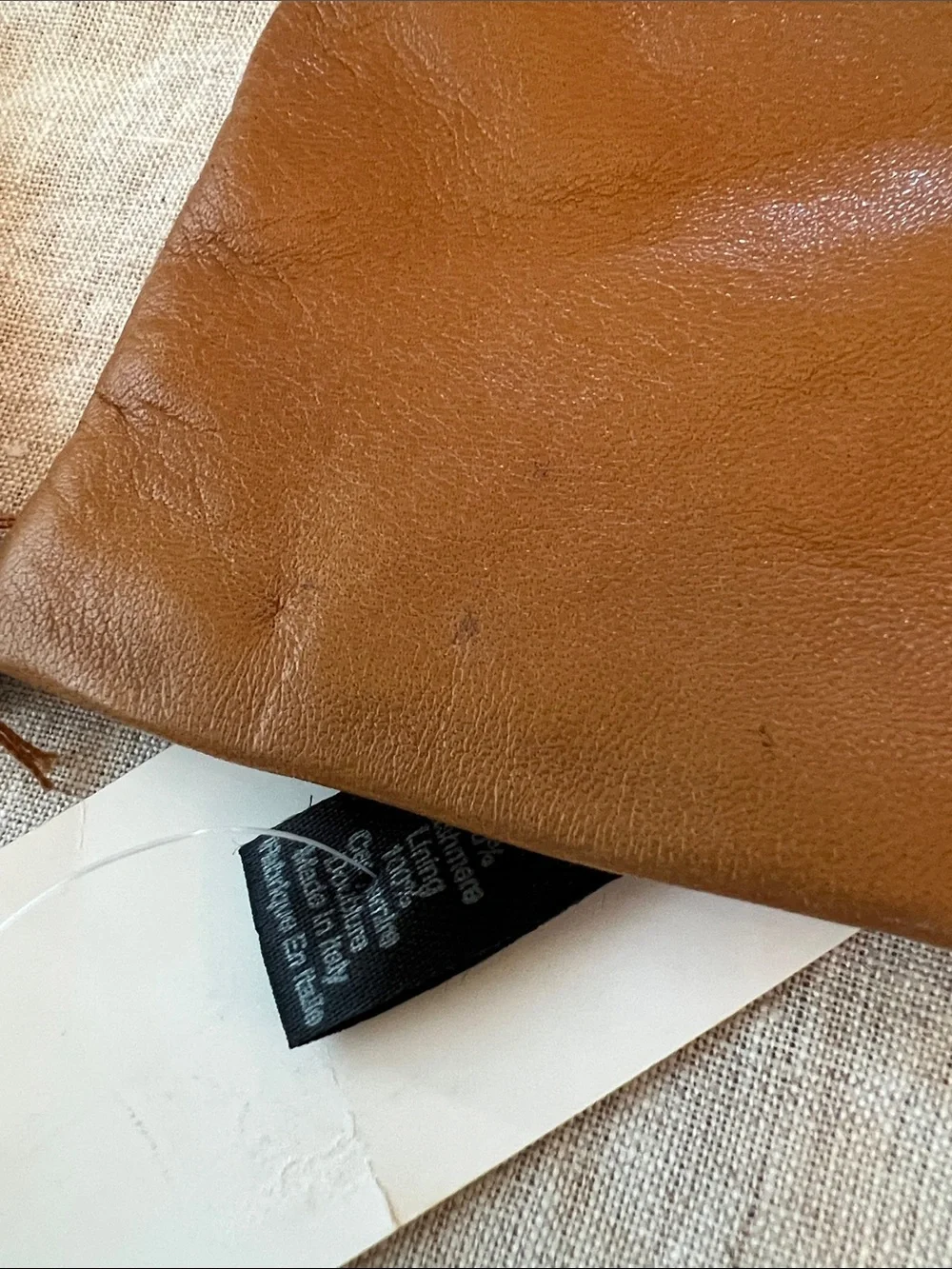 Saks Fifth Avenue Cognac Leather & Cashmere Gloves. Size 6.5. NWT. Italian made
